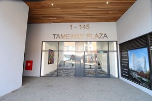 Tameway Plaza, Bridge Street